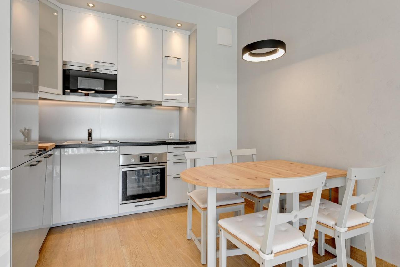 Holiday Apartment Near The Sea - Free Private Parking Γκντανσκ Εξωτερικό φωτογραφία