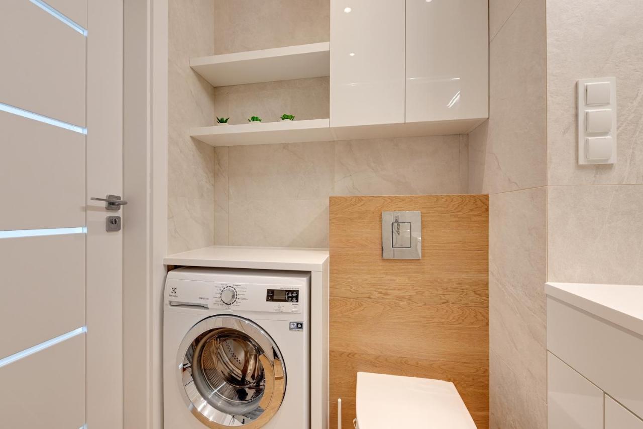 Holiday Apartment Near The Sea - Free Private Parking Γκντανσκ Εξωτερικό φωτογραφία